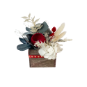 Aranjament floral cu trandafir  "Amelia" criogenat rosie in cutie de lemn 18/20cm